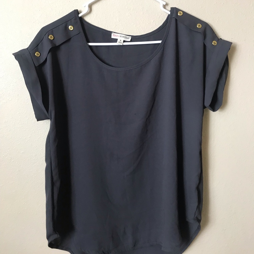 Zenana Outfitters Gray Blouse